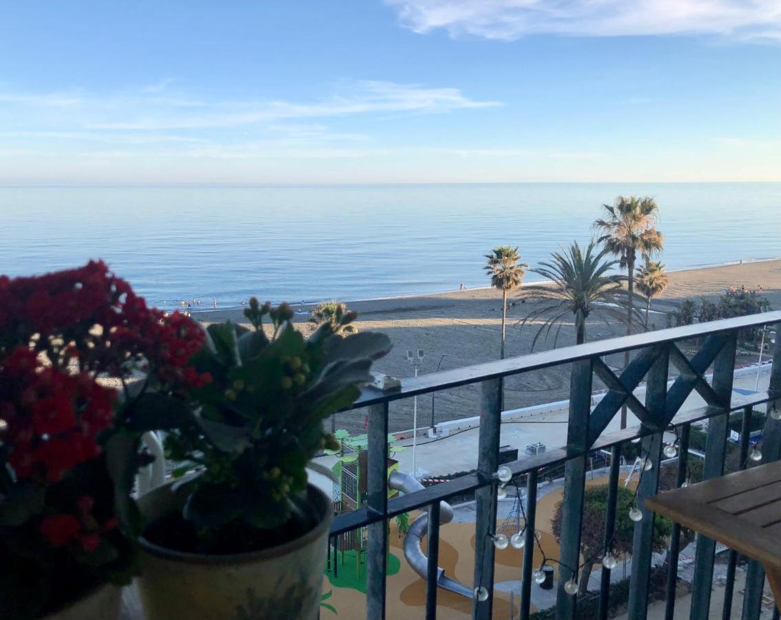 Pepe Beach Vista Al Mar Apartment エステポナ エクステリア 写真